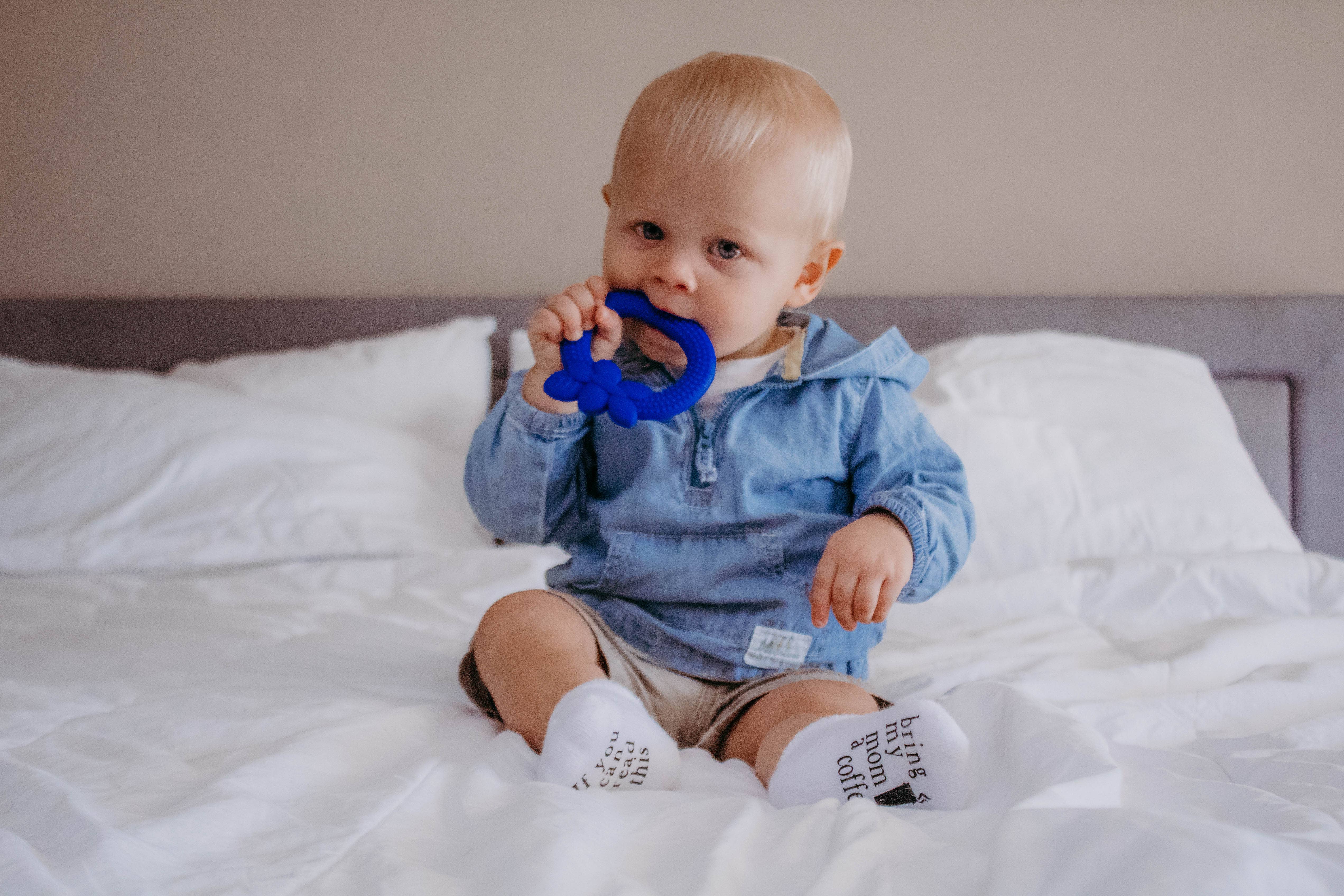 Dorothy’s Reason - Wholesale Socks - Baby - If you can read this Bring My Mom a Coffee® Baby Socks Gifts1