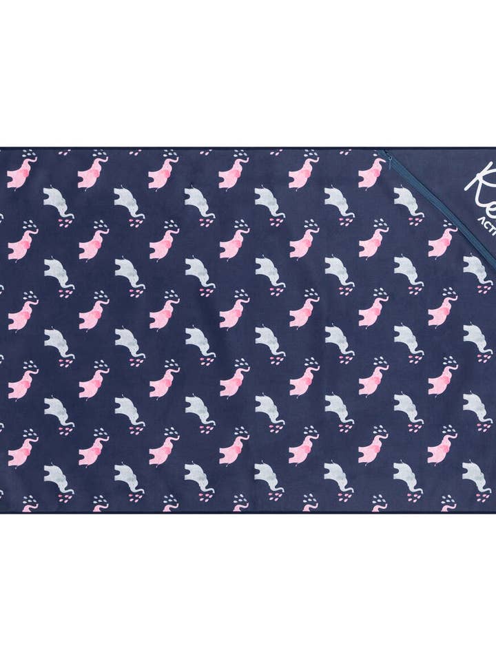 Be Playful Gym Towel for wholesale by Real Active