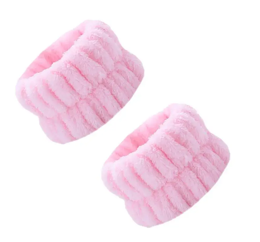 Magnifique Hearts - Vente Bandeau pour le spa - Bracelets poignet en peluche douce lavables pour routine de soins de la peau2