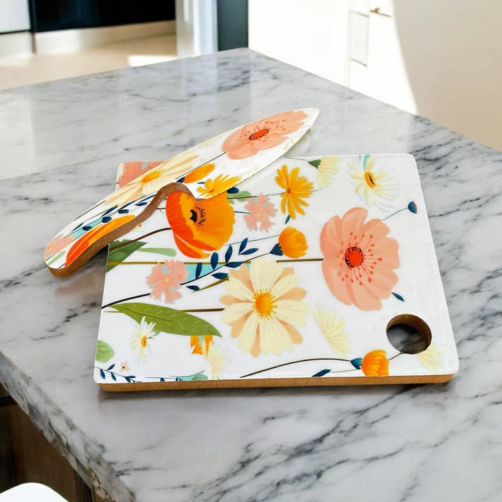 28Cm Chopping Board With Knife for wholesale by Minster Stylish Living Ltd