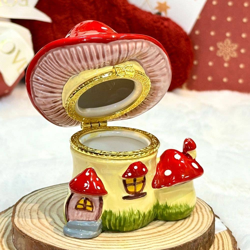 Verdivine - Wholesale Jewelry Box/Organizer - Mushroom Cottage Trinket Box1