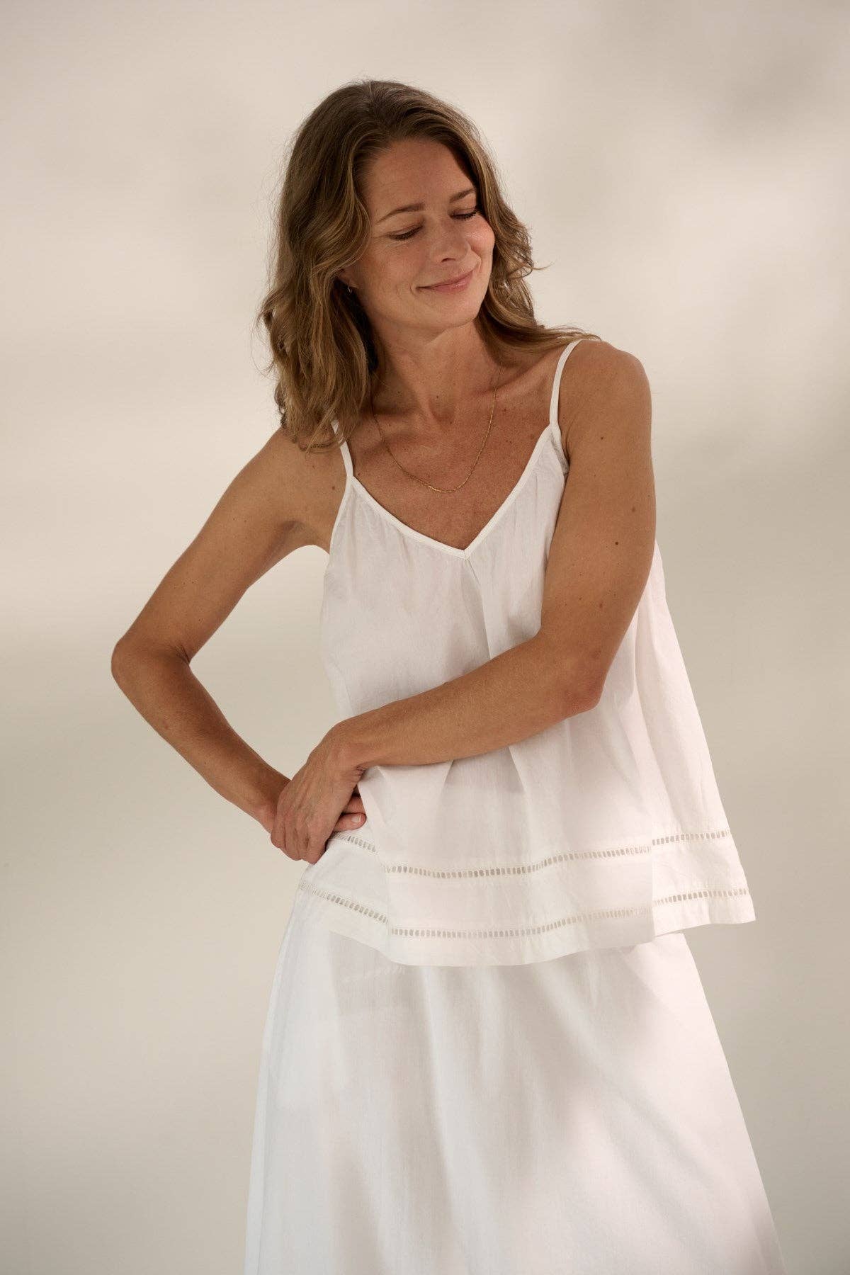 white sunshine top poplin for wholesale on Faire0