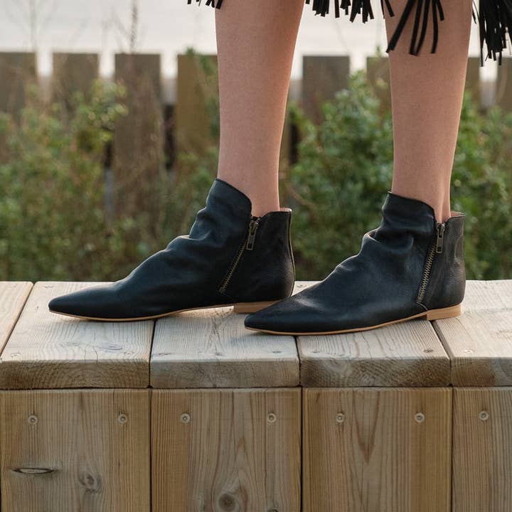 Bottines Femme PRÊTES POUR LE FESTIVAL Bottes Noires pour la vente par Maray