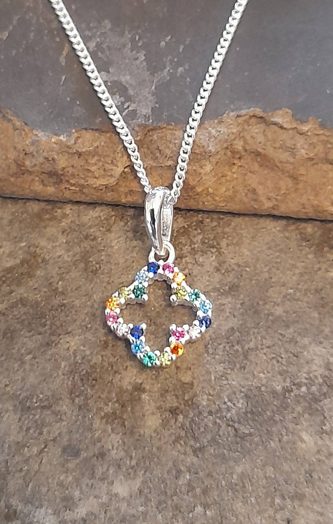 Bluelily925silver – wholesale Pendant/charm necklace – SP486BC - 10MM FOUR LEAF CLOVER MULTI CZ PENDANT1