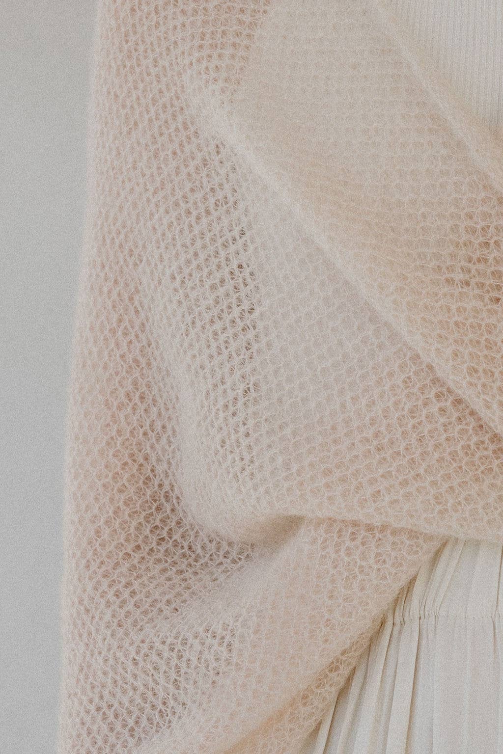 WOOL HOUSE - Wholesale Wrap - Women's - Luxurious Bridal Wrap Shawl / MAGNOLIA4