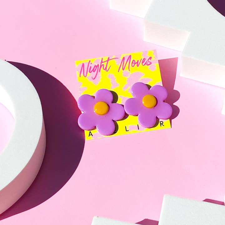 Night Moves Atelier - Wholesale Stud/Post Earrings - Polymer Clay Retro Daisy Stud Earrings1