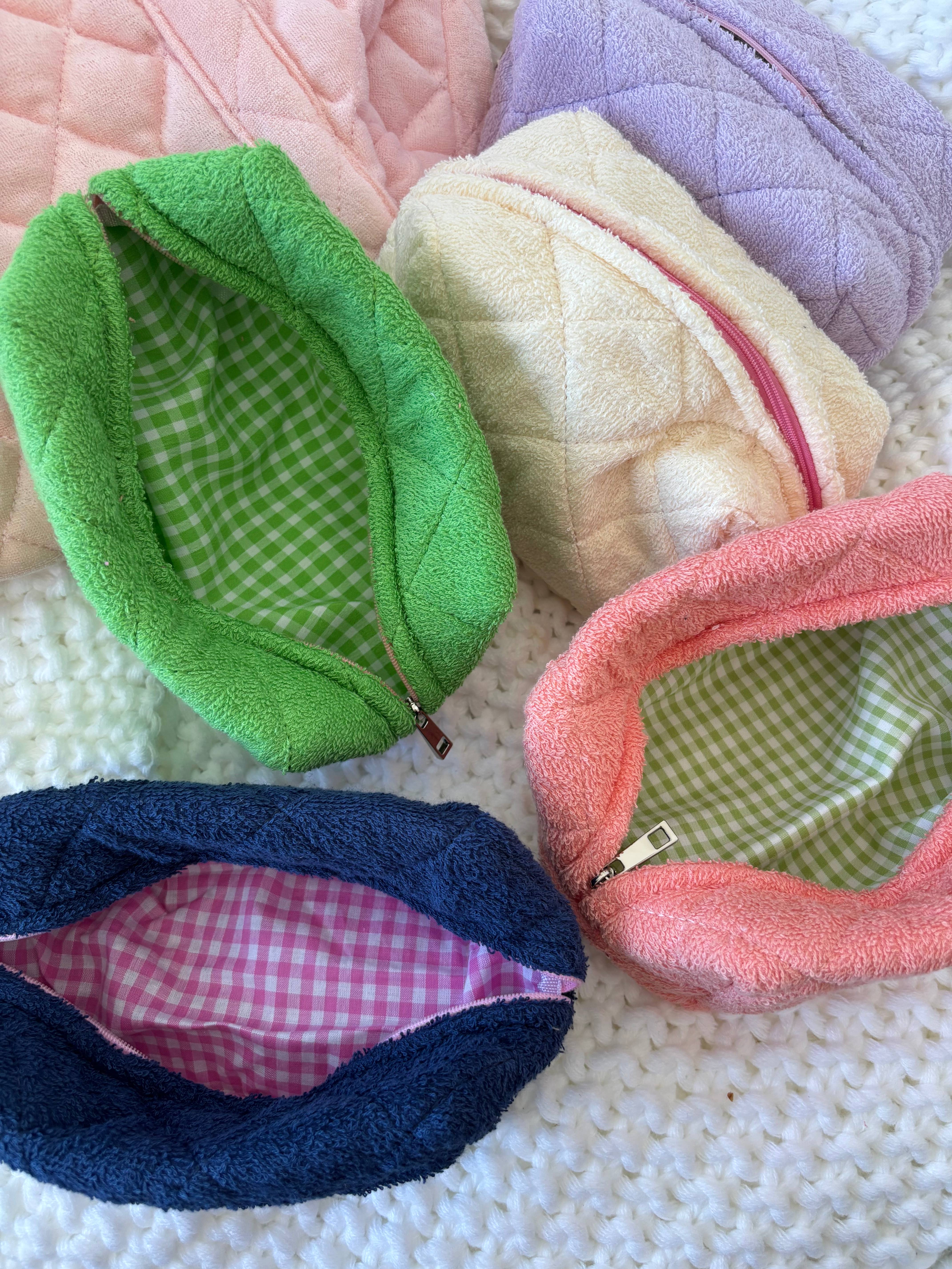 LoveLina - Wholesale Makeup/Cosmetic Bag - QUILTED MAKE UP BAG TOILETRY BAG (TERRY REG NEW)2