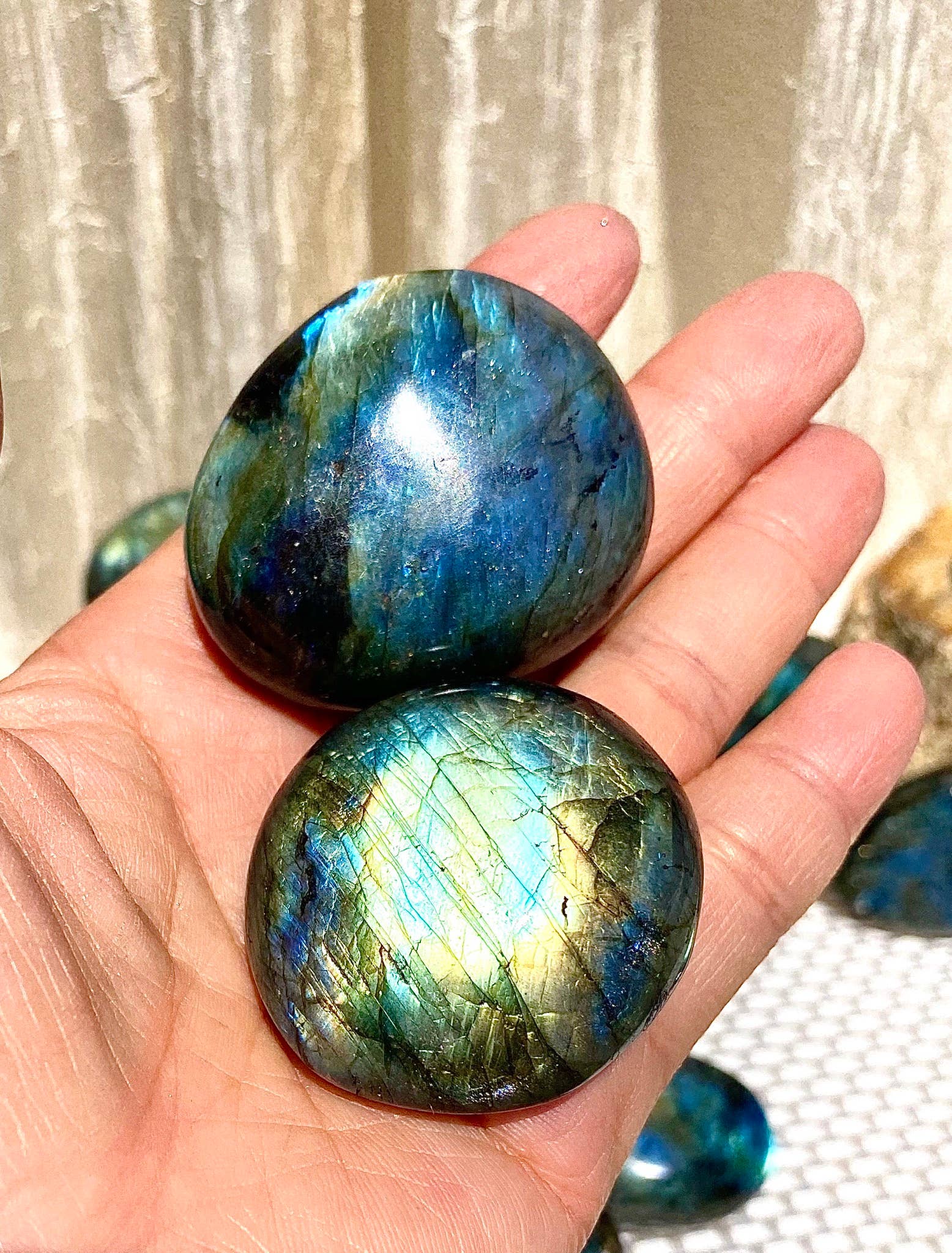 KayleeNYC - Wholesale Spiritual Stone/Crystal - Wholesale Lot 2 Lbs Natural Labradorite Palm Stone Crystal10