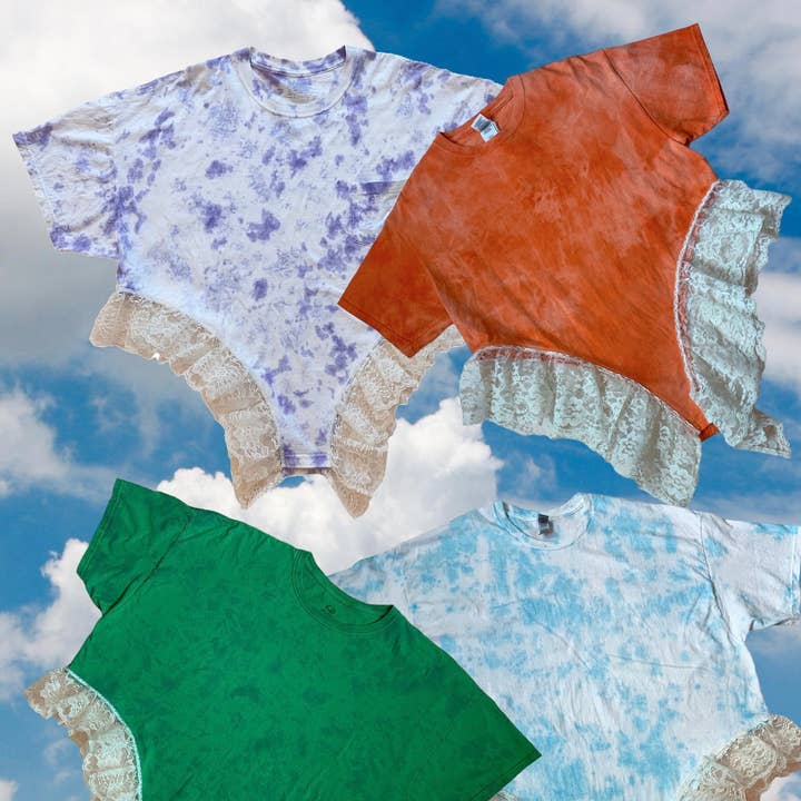 Uccyled negligee tie dye tee för wholesale av Shop Journal Vintage