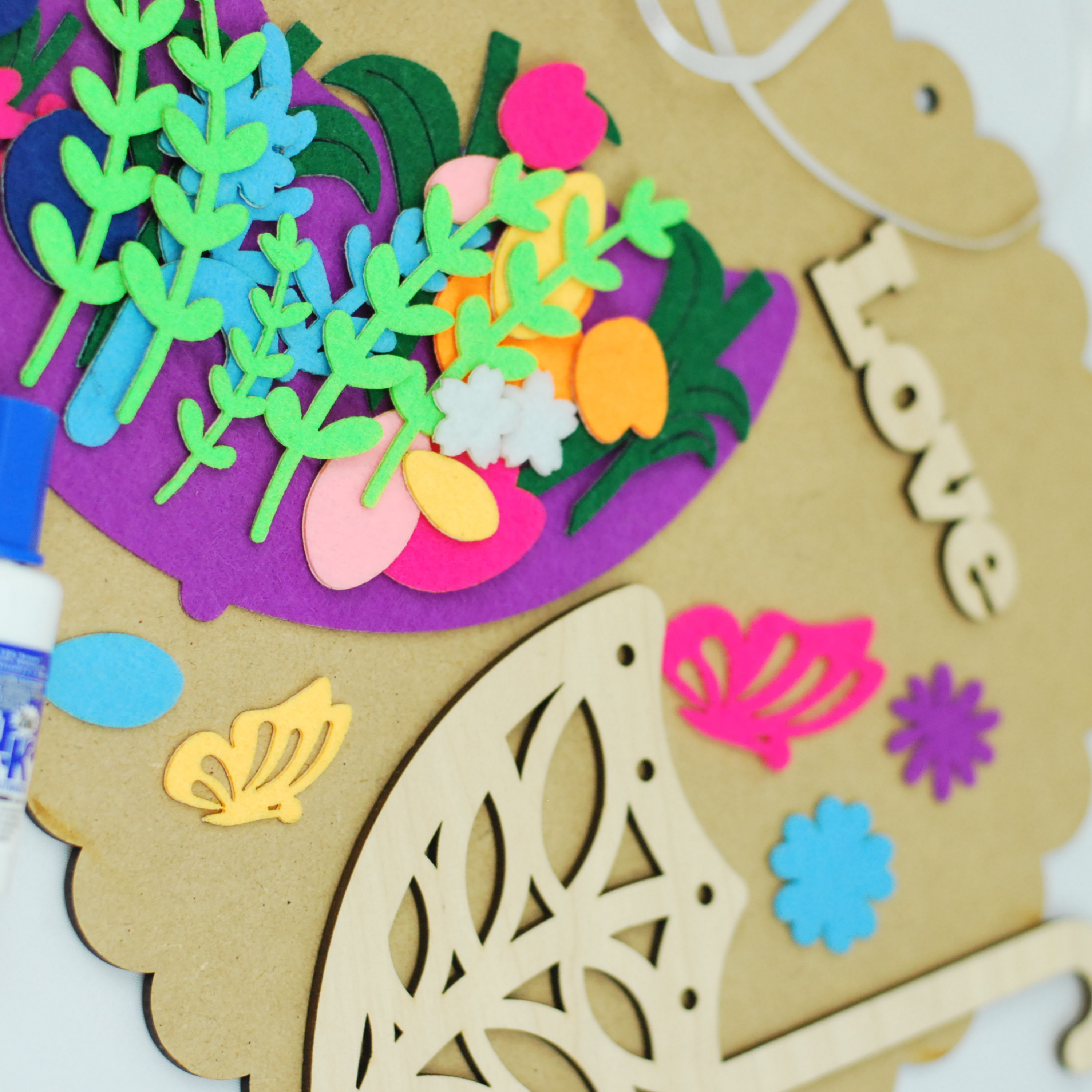 Fainotoys – wholesale DIY-pysselkit - Barn – APLI Krapli - APLI Krapli Filttygapplikationskit Kärlek Barn Sömnadshantverk Förskuren filt & säker nål Åldrar 6+4