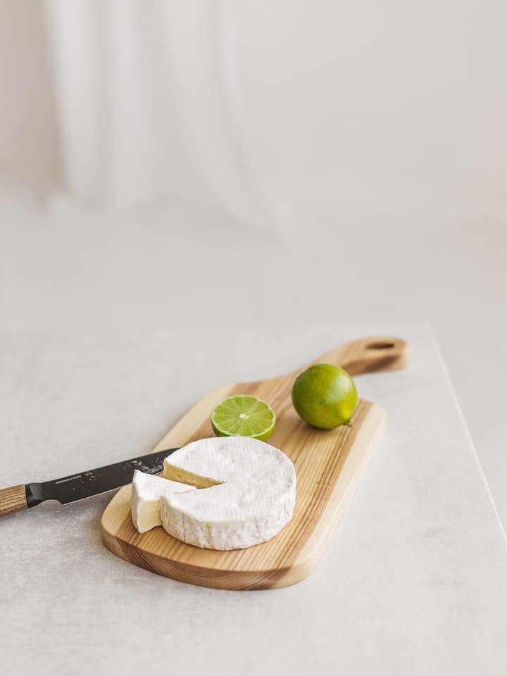 Personalized cutting board, laser engraved custom gift for wholesale by Woodinout