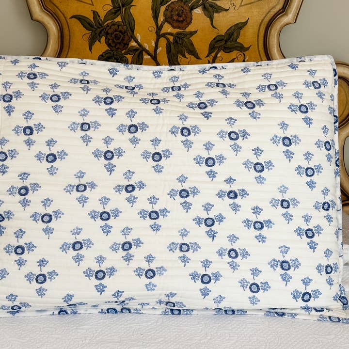 August Table - Wholesale Bedding Pillowcase/Sham - Sham - Villa Vaux Petit Blue and White0