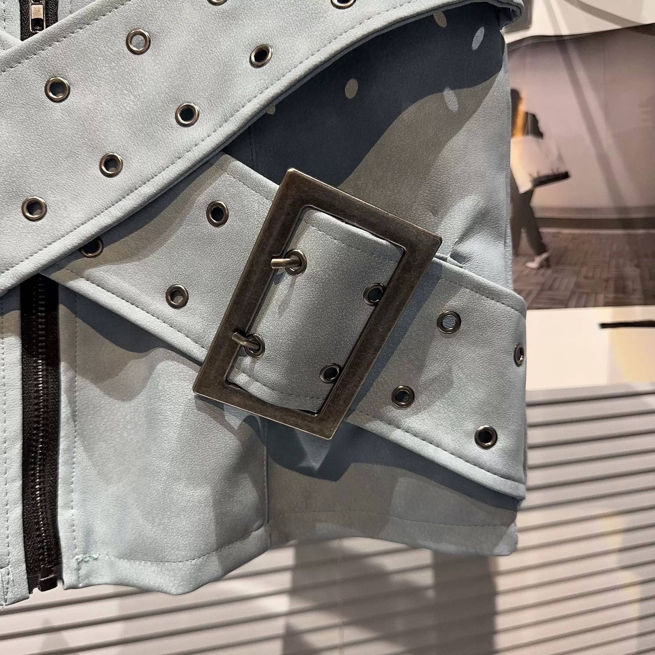 Productseeker - Vente Jupe – femme - Jupe Mini SK79Y PU avec Large Ceinture Croisée – Style Urbain17