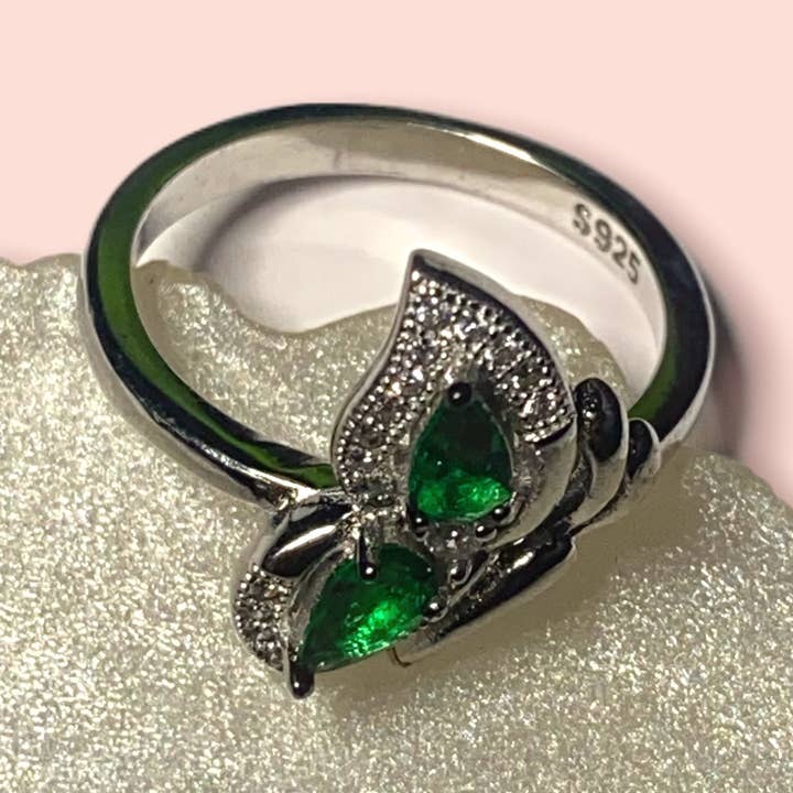 Anneau vert Papillon pour la vente par Shine Juwely