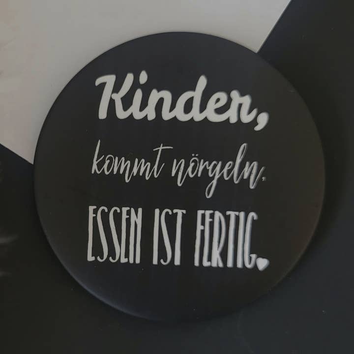 Large Magnet "Kids, come nagging, dinner is ready" for wholesale by Farbrausch