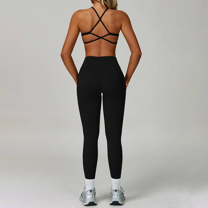 WONDERXFANS – Engroshandel Activewear-sæt – til kvinder – Krydsryg Sports-BH + Højtaljede leggings 2-delt sæt1