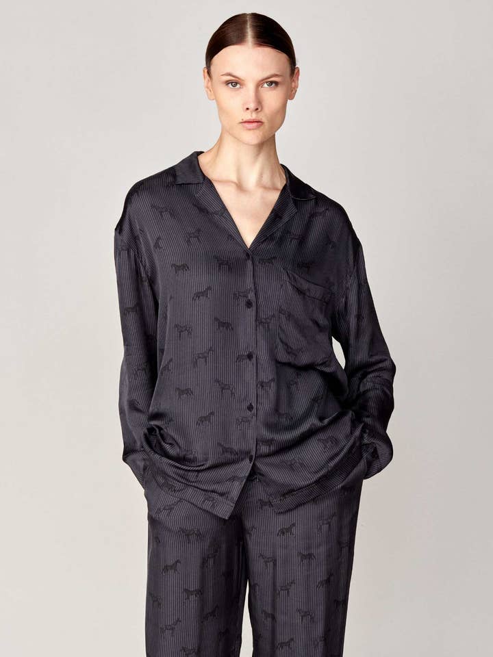 Ensemble de pyjama imprimé pour la vente par Yagya