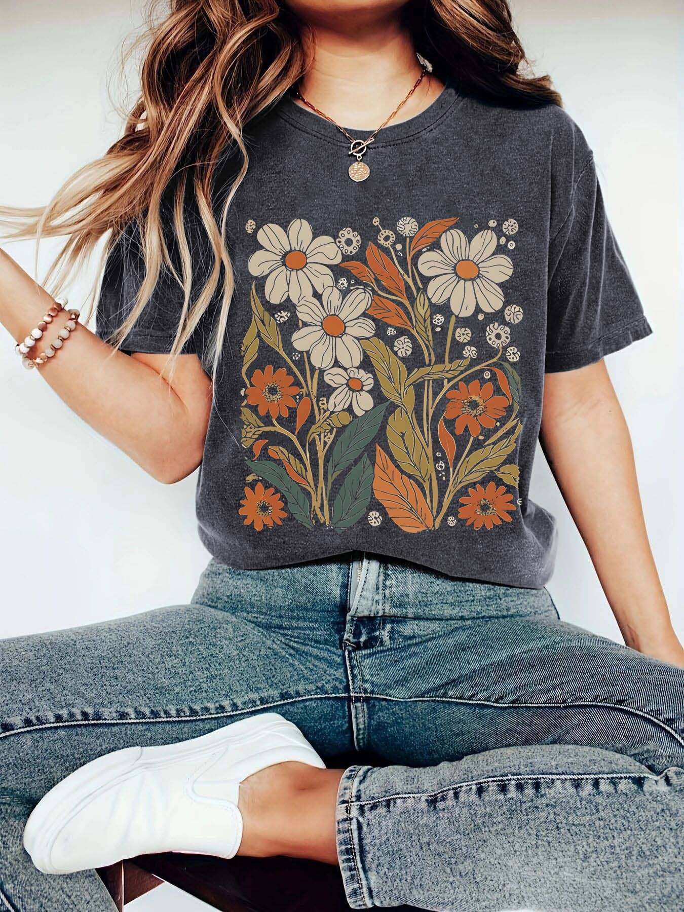 Rosa Clothing - Wholesale Screen Printed T-Shirt - Women's - Botanical Floral Wildflower Short Sleeve Basic T-Shirt4