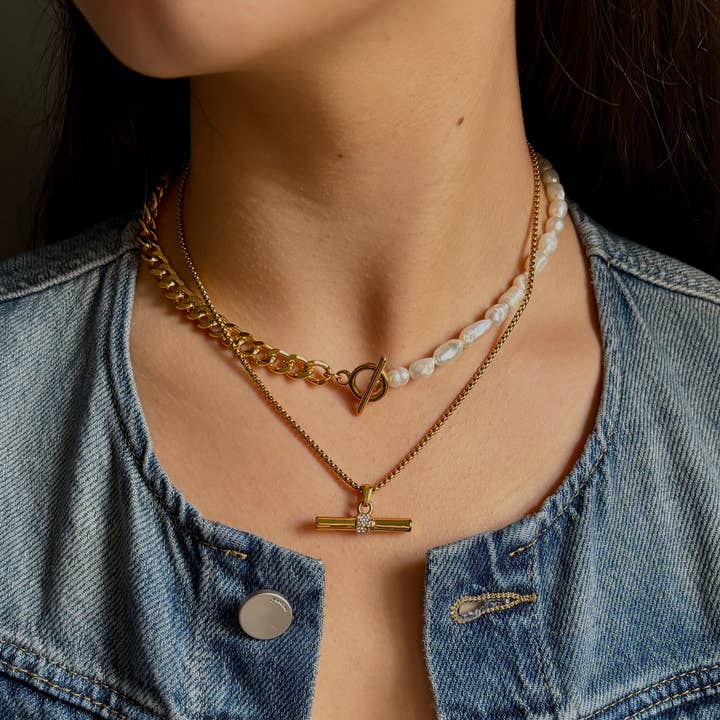 Ocean Ripples - Wholesale Pendant/charm necklace - 18ct Gold Plated Cubic Zirconia T Bar Necklace3