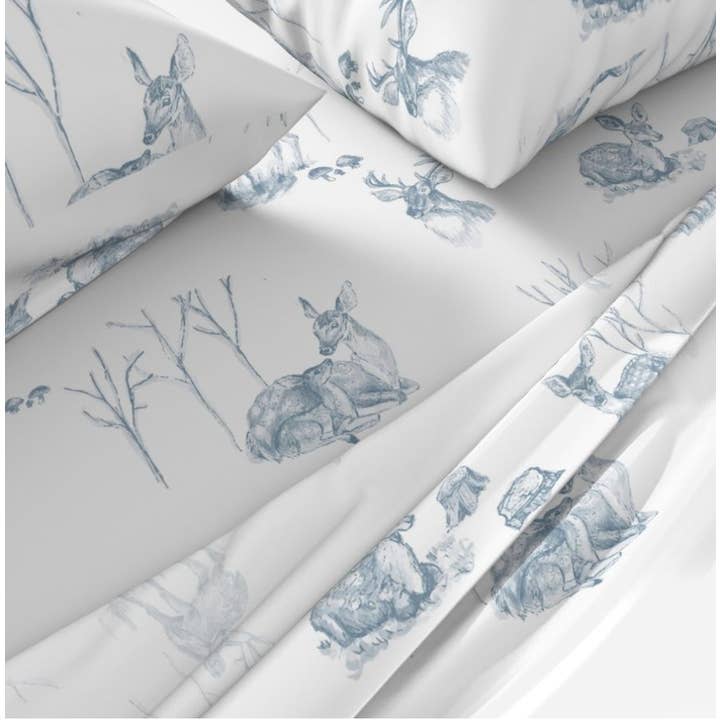Forest Friends : Draps pour cerfs pour la vente par Fox & Willow Design Studio