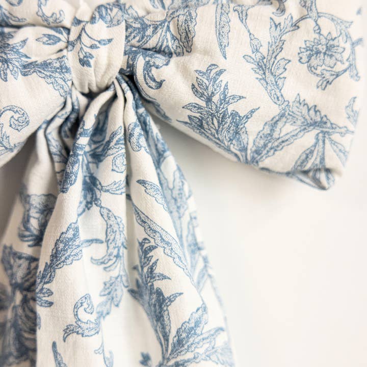 Luxe B Co - Wholesale Bunting/Garland - Baby Blue Toile Bow Garland2