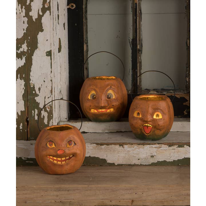 Bethany Lowe Designs - Wholesale Decorative Figurine - Vintage Scary Mini Pumpkin Bucket