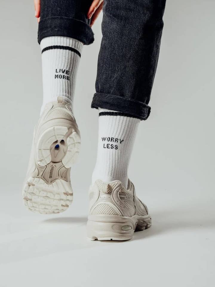 No Bad Days Club - Wholesale Socks - Unisex - LIVE MORE, WORRY LESS SOCKS1