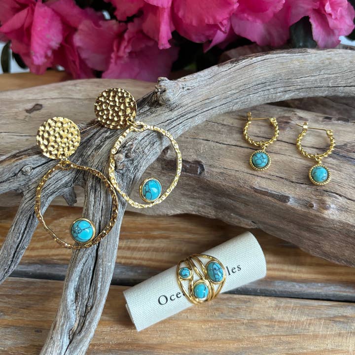 Ocean Ripples – Engroshandel Statementring – Justerbar ring med flere bånd i 18 kt forgyldt turkis3