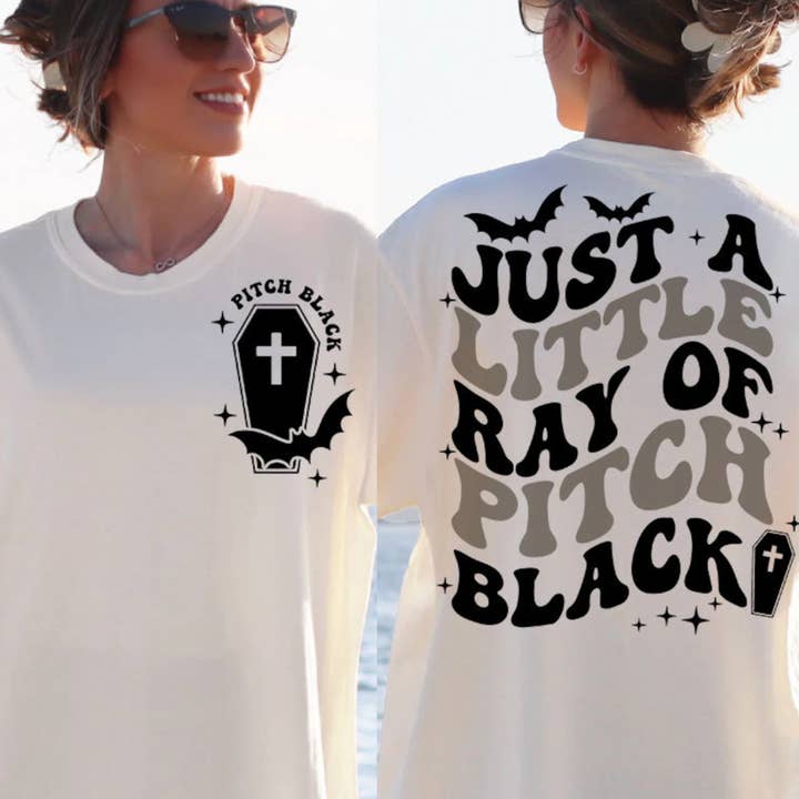 Zwart T-shirt met print van Just A Little Ray of Pitch voor wholesale door Paisley Pineapple Creations