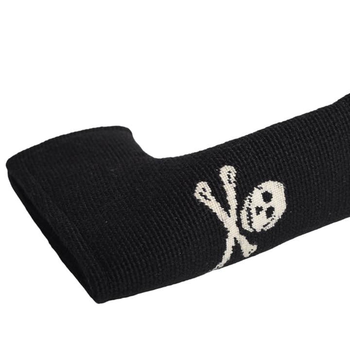 Jolly Roger Putter Headcover - Black Needlepoint Blade Design for wholesale by Needle Golf