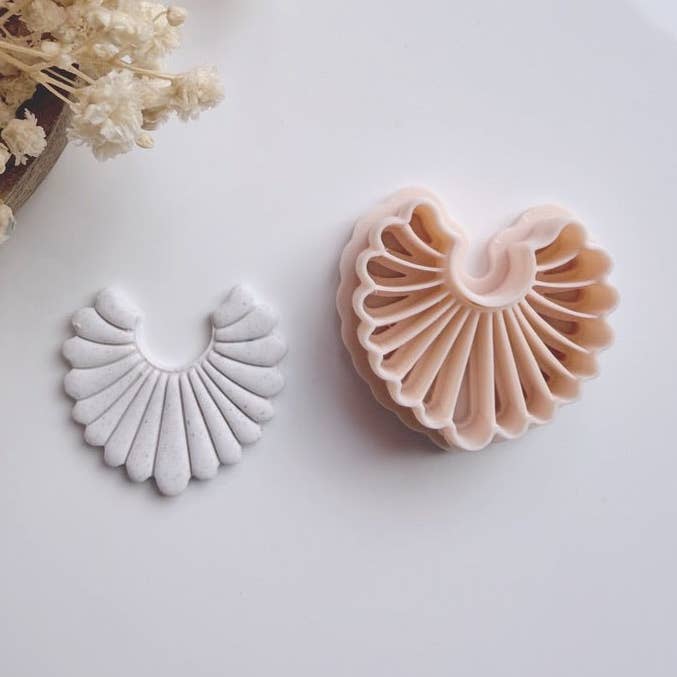 Krageformad lerskärare för wholesale av S.I. Originals