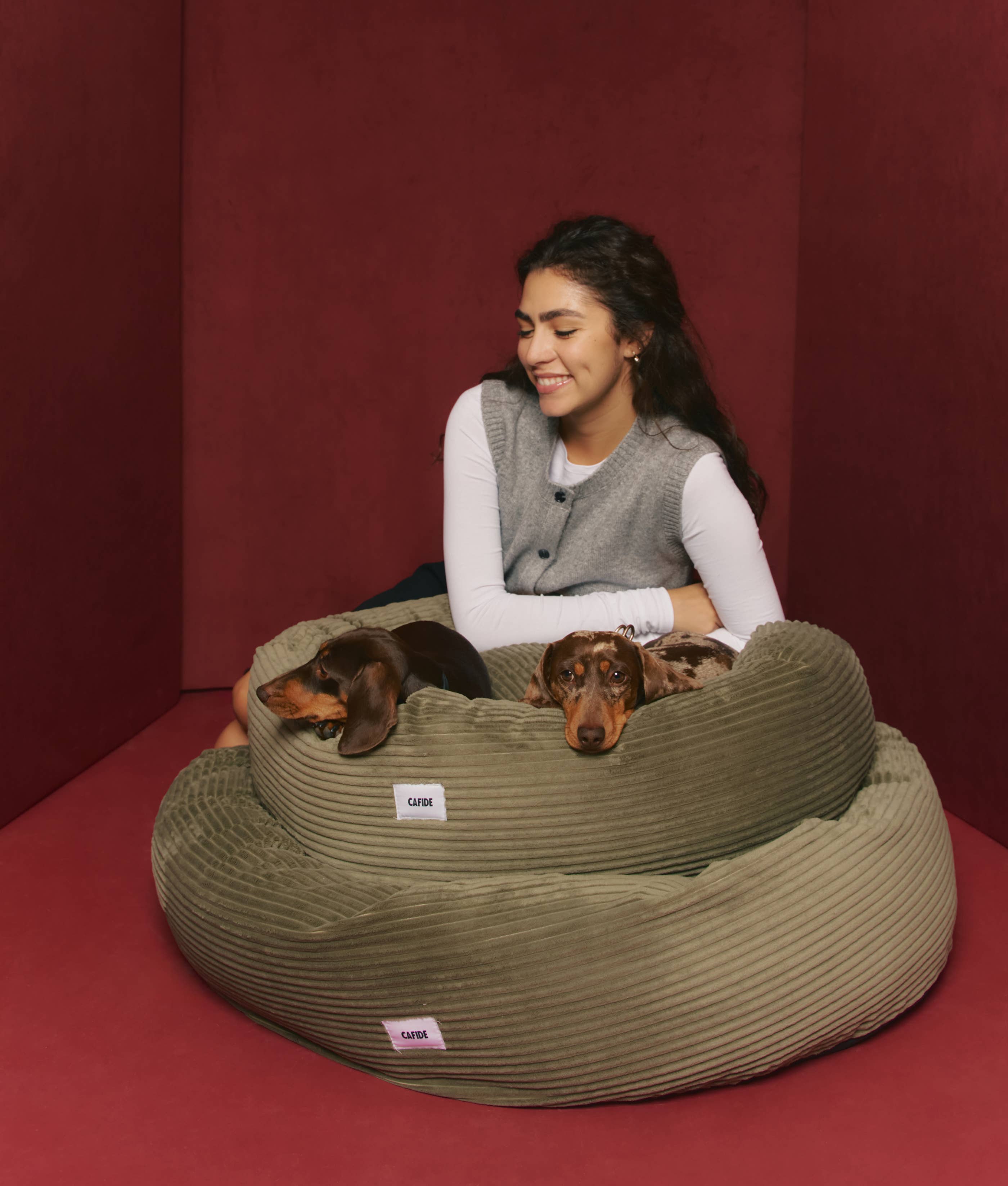 CAFIDE - Wholesale Pet Bed - Dog - Green Corduroy Dog Bed, Nuba2