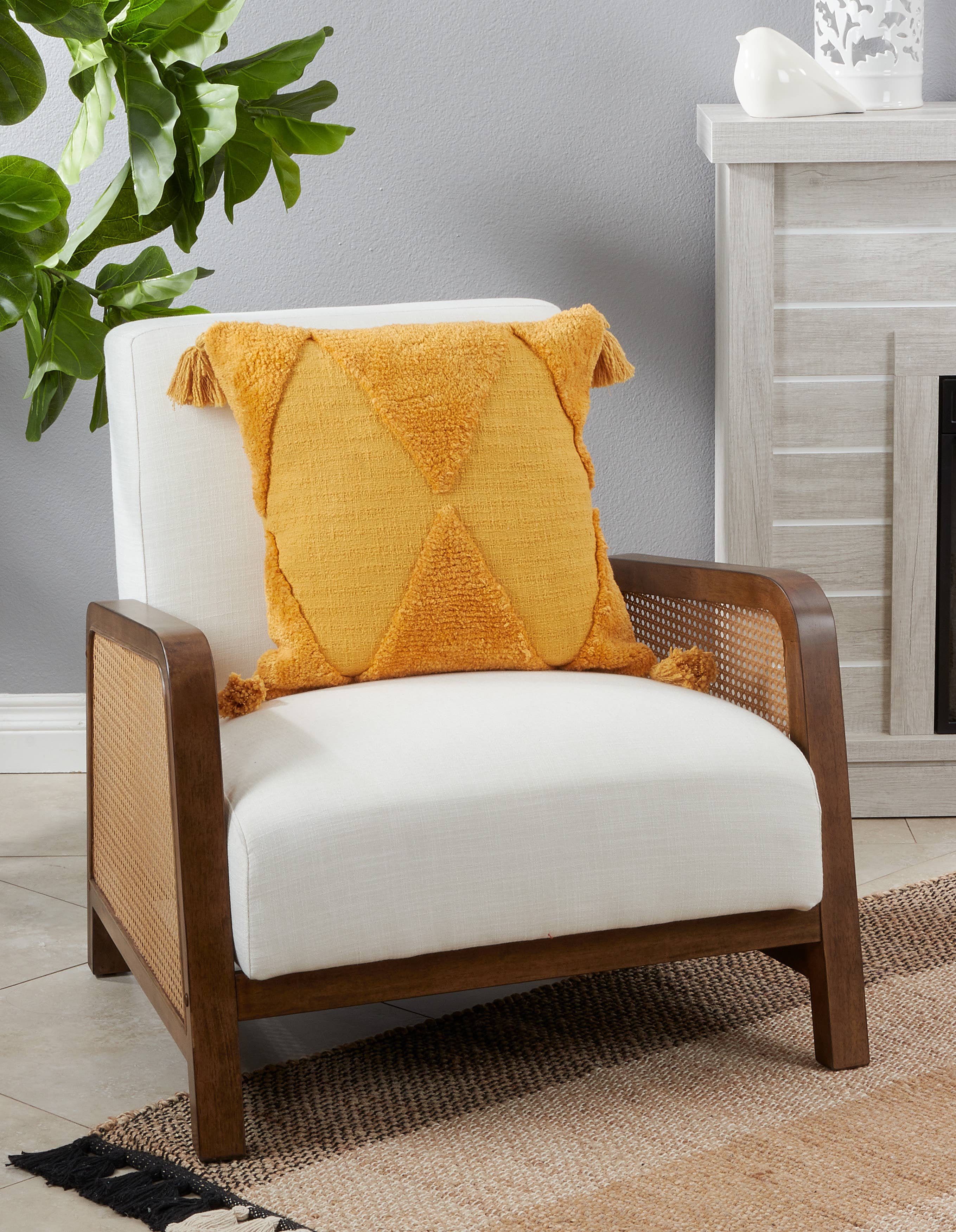 Saro Lifestyle - Wholesale Throw/Decorative Pillow - Tufted Diamond Throw Pillow With Tassels8