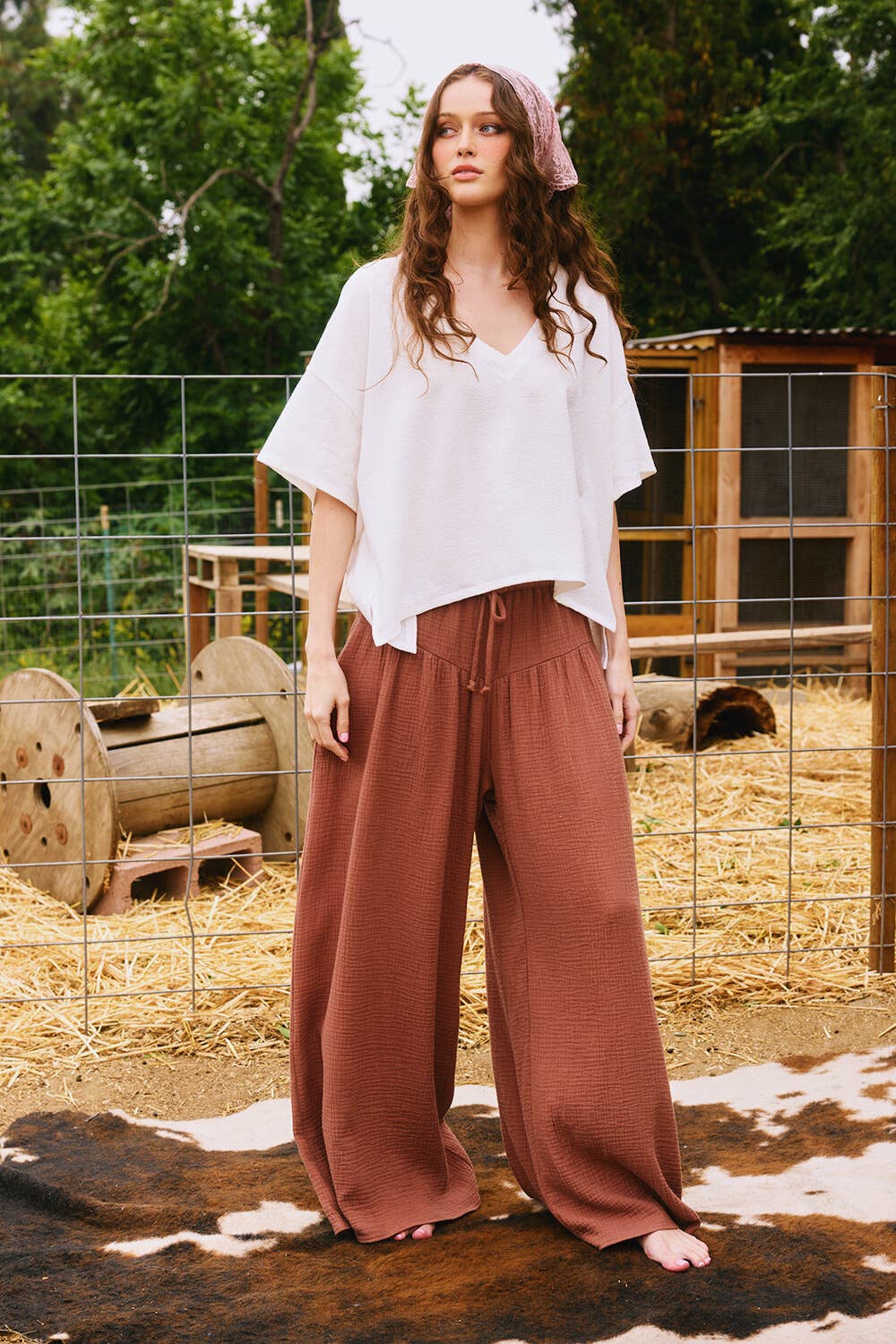 BUCKETLIST INC - Wholesale Pants - Women's - P5548 Wide Leg Flattering Drape Solid Cotton Gauze Pants11