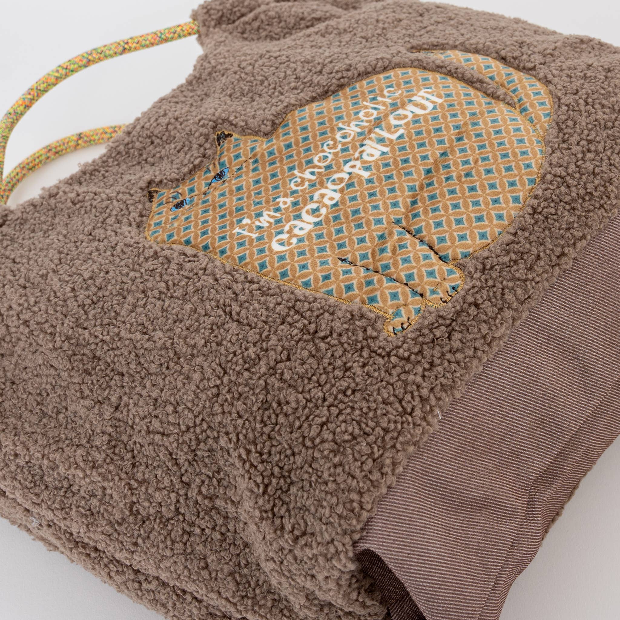 U PLUS INC – wholesale Bärkasse - Dam – Mysig Teddy Fleece Kattapplikation Tote Väska - Kusuguru Japan5