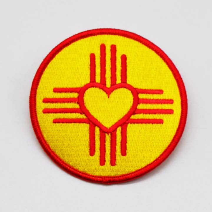 Metal the Brand – Großhandel Aufnäher – Zia Gelber Herzkreis — bestickter Aufnäher1