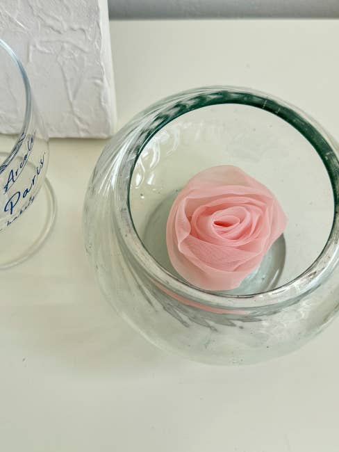 MOND HAUS – wholesale Phone grip – Caliana Phone Grip | Sheer Satin Organza Fabric Rose Charm5