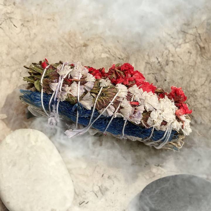 Sage Smudge Sticks (Californian), 4-inch for wholesale by VIE