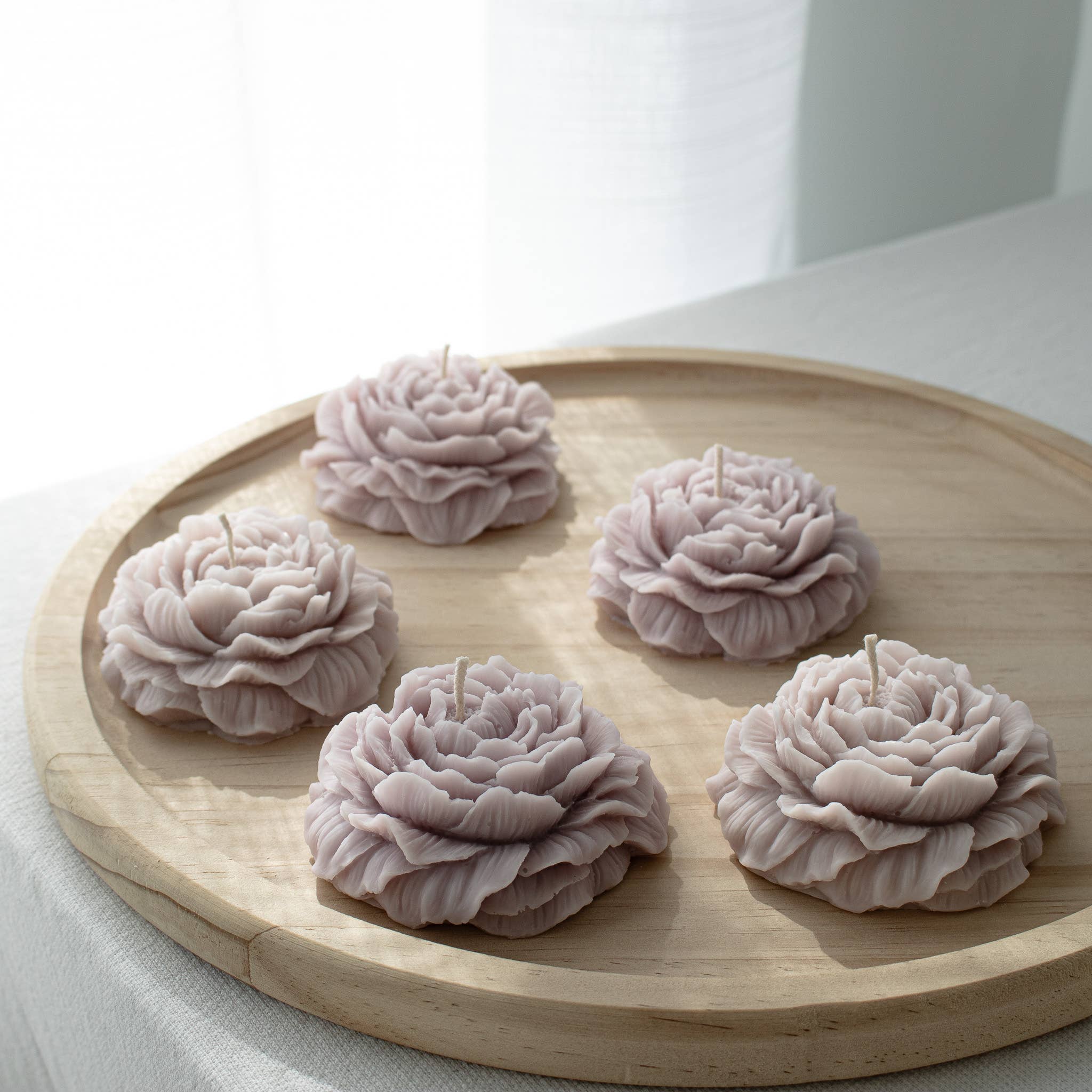 Glowing Harmony Candle Co - Venta al por mayor Velas de diseño llamativo - Vela de Peonía, Vela de Flor en Flor, Decoración Floral para el Hogar1