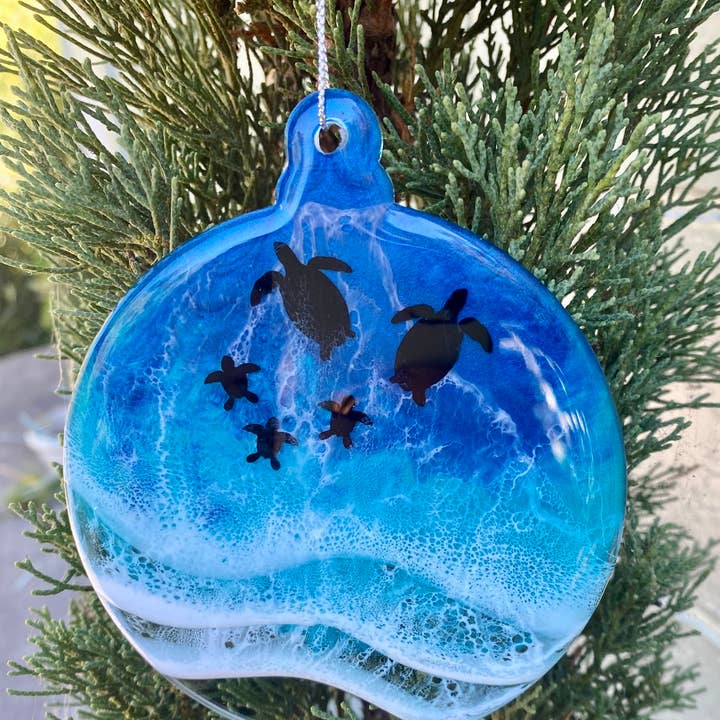 TBM Creations LLC - Wholesale Ornament - Resin Ocean Ornaments - Sea turtle variety | Beach Christmas7