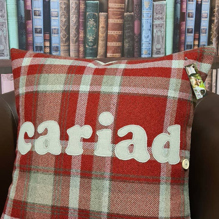 NY FYRKANTIG Shape Kudde - Val av formulering för wholesale av Sweet Williams