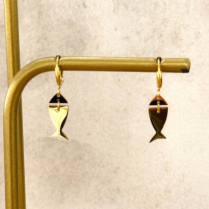 Cassette Barcelona - Wholesale Hoop earrings - Minimal Origami Fish Hoop Earrings 0