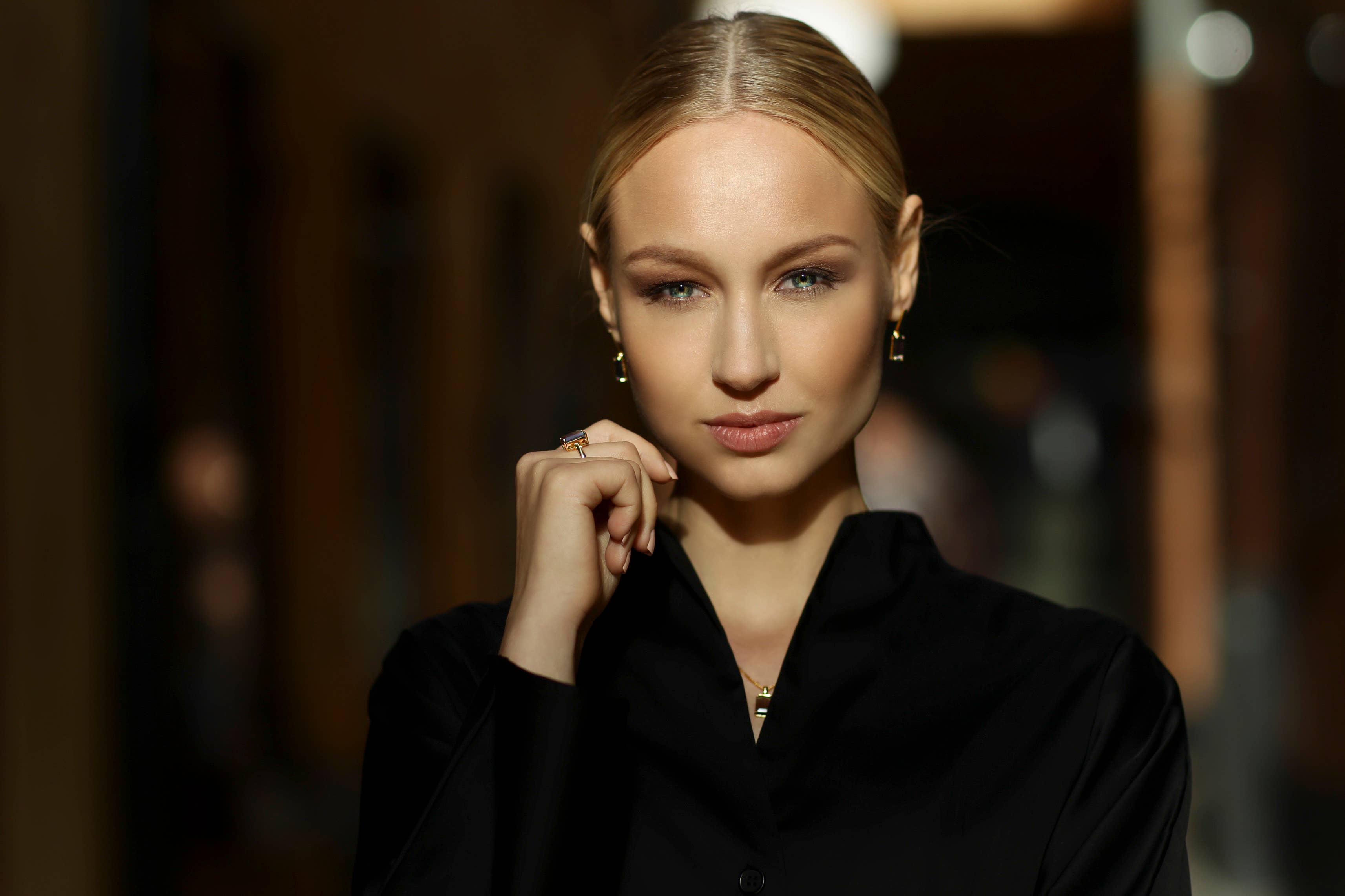 Star Of Sweden – Großhandel Cocktail-/Statement-Ring – Sag Ja! Verstellbarer Ring | Schwarzer, grauer und brauner Stein30