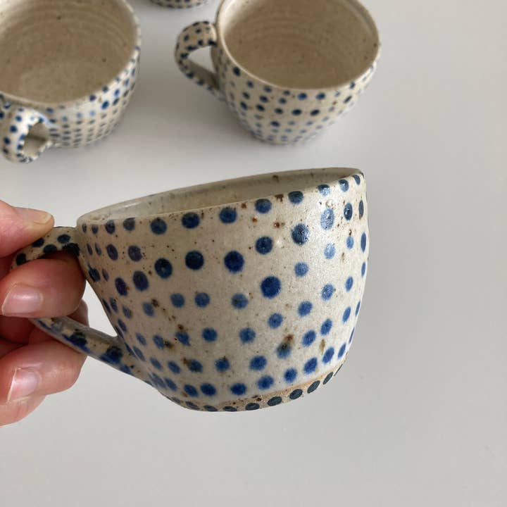 Polli Pots - Wholesale Coffee Mug - Danish small coffee mug BLUE polka dots1