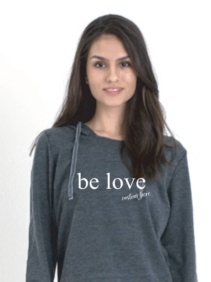 Soyez Amour Sweat à Capuche de Plage Vintage Femme Sur Mesure pour la vente par Ancient Language 97