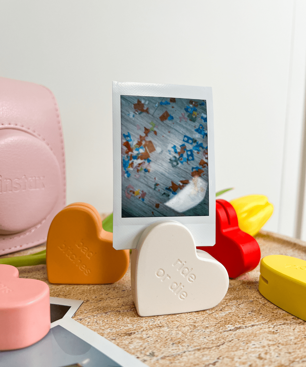 Razzo Studio - Wholesale Picture Frame - Personalized Heart Photo Holder8