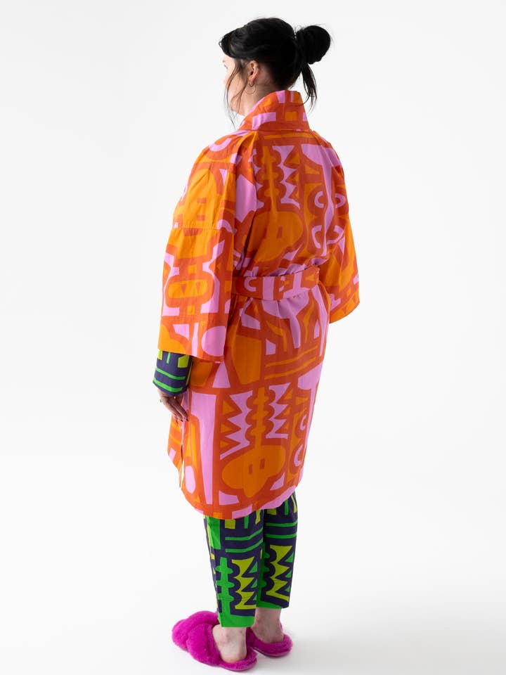 Irregular Sleep Pattern – wholesale Robe – Women's – Chameleon Robe in Cayenne3