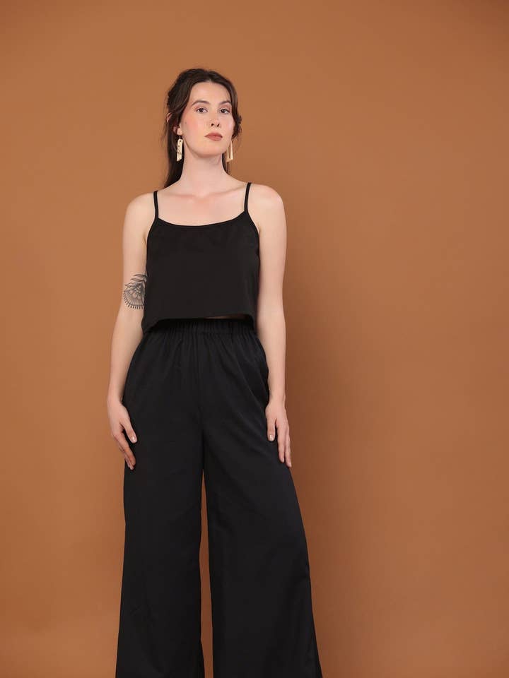 Set di canotte in cotone e lino nero per la vendita all'ingrosso da parte di Pana Mina