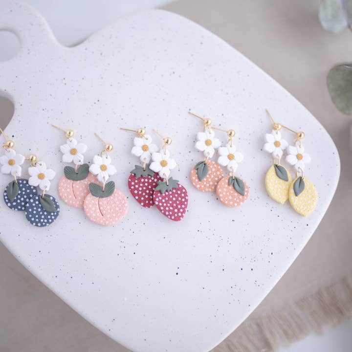Lerörhängen | Fruktblommor | Picknickkorgkollektion för wholesale av Hazel n Blue