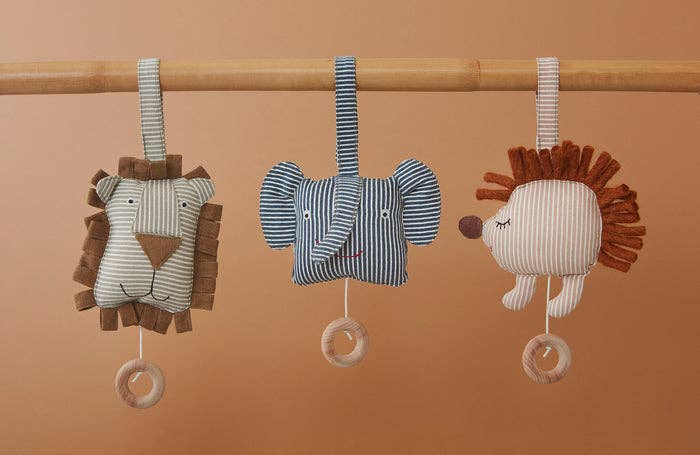 OYOY LIVING DESIGN A/S - Vendita all'ingrosso Giostrina culla - Cellulare musicale Erik Elephant1